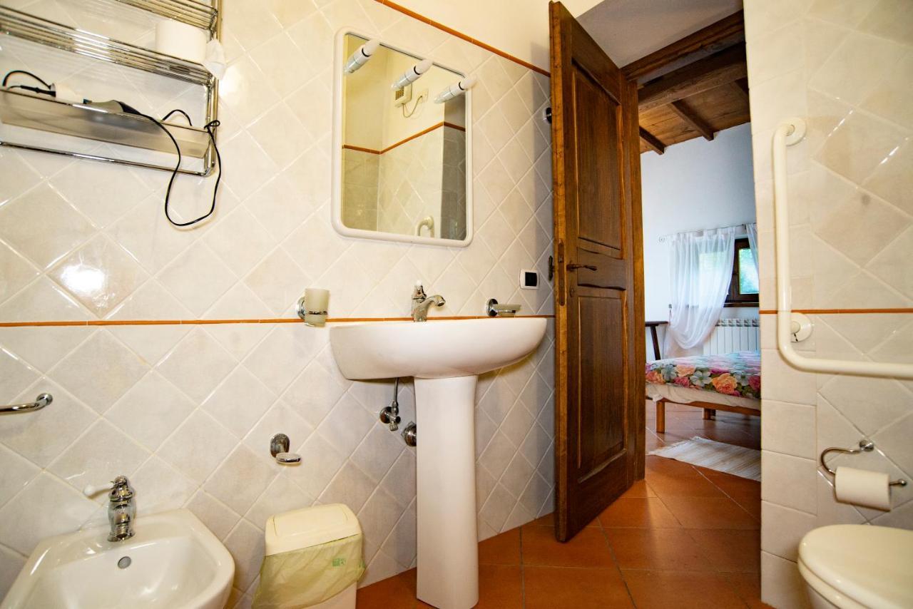 Agriturismo Il Corniolo Castiglione di Garfagnana Bagian luar foto