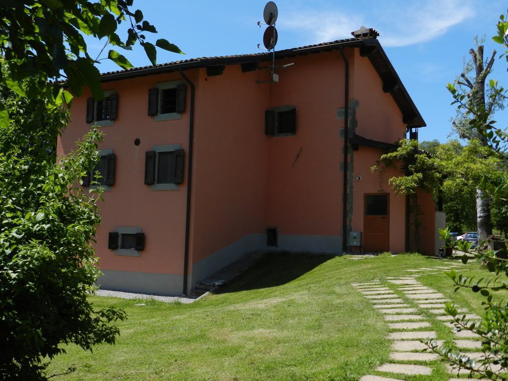 Agriturismo Il Corniolo Castiglione di Garfagnana Ruang foto
